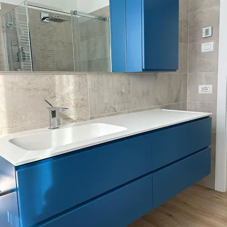 The View - Spacious Modern *