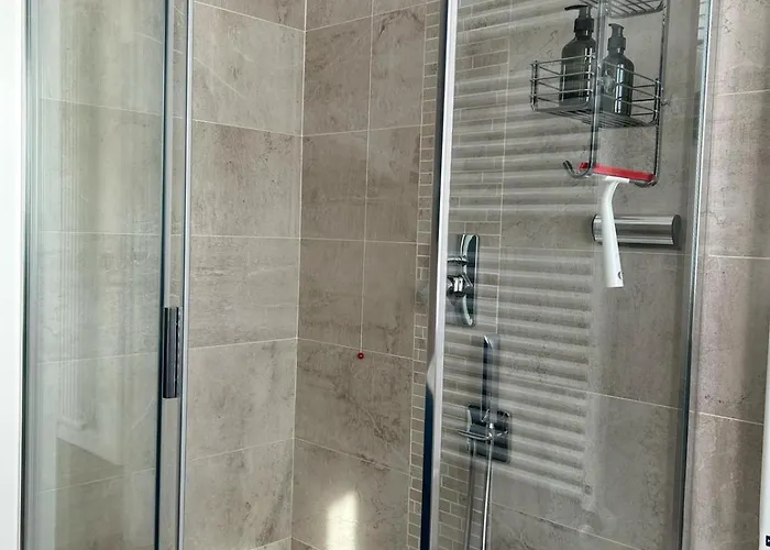 The View - Spacious Modern * קומו